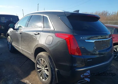 2017 Cadillac Xt5 Luxury z USA, uszkodzony, nr VIN 1GYKNDRSXHZ257982
